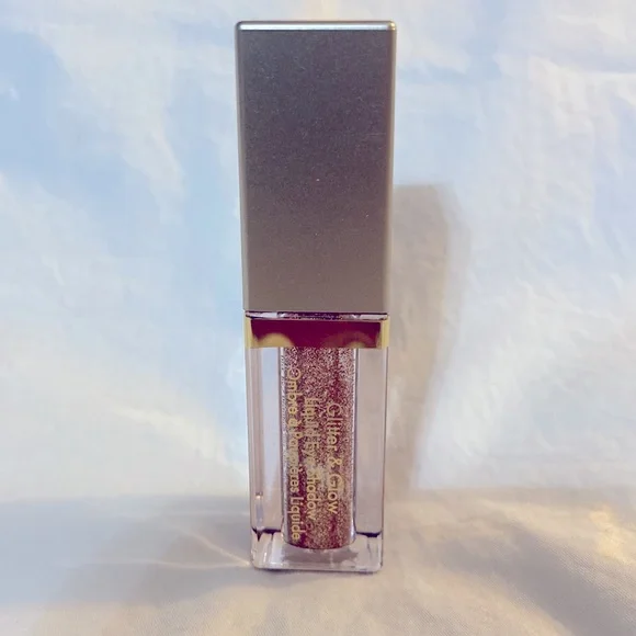 NEW Stila Bronzed Bell Glitter and Glow Liquid Eyeshadow - Picture 2 of 8
